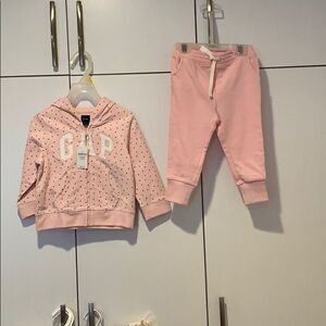 Gap jacket & pants set !!